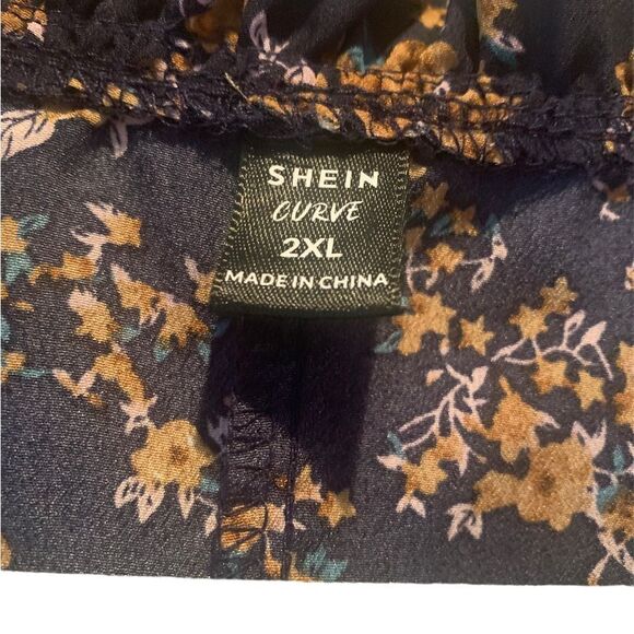 Shein Curve Allover Floral Notch Neck Blouse Size XXL 2XL Navy Blue Multi Ruffle - Picture 5 of 5